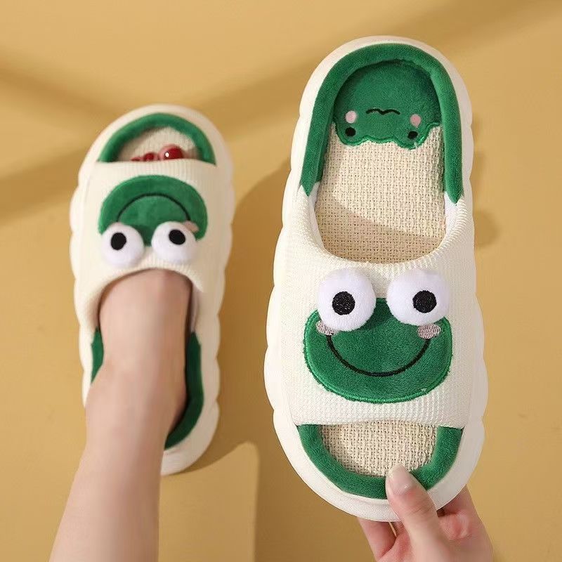 Sewing Garment - Ladies Plush Slippers Cute Frog Design