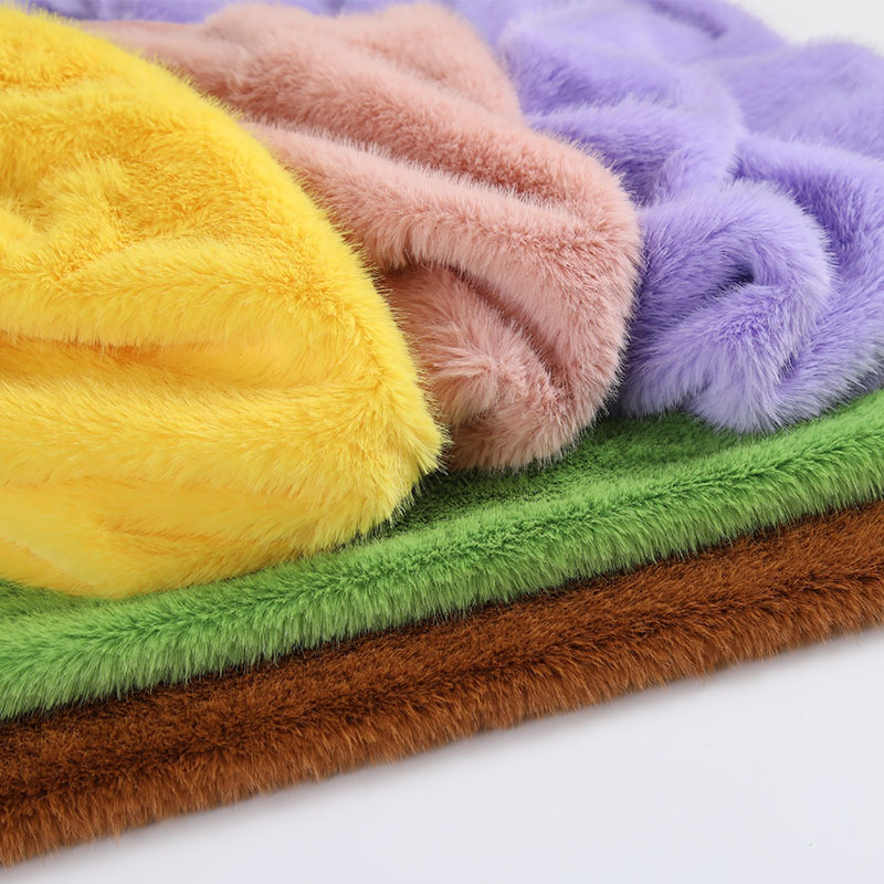 High Low Pile Faux Plush Fabri - Sewing Garment 评论和价格